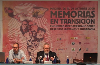 Conferencia, Emilio Silva y Eduardo Duhalde